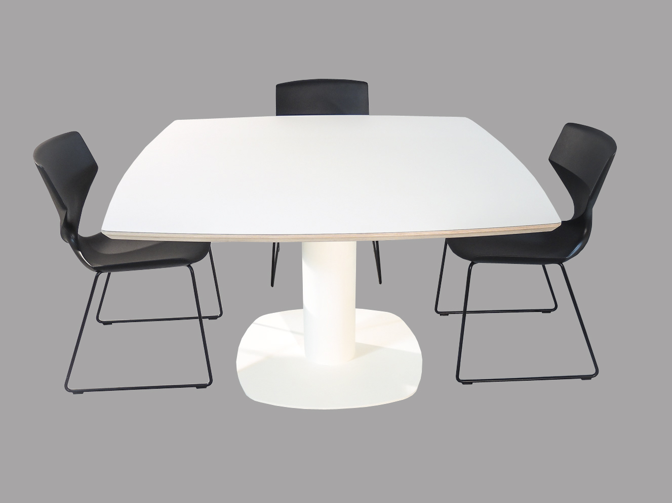 Fenix design eettafel